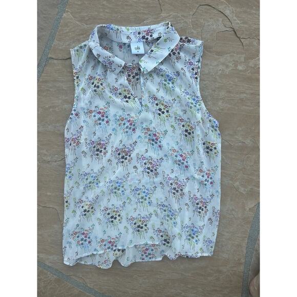 CAbi 5535 Floral Essential Tank Sleeveless Blouse Cream Chiffon Classic Flowy M - Picture 2 of 3